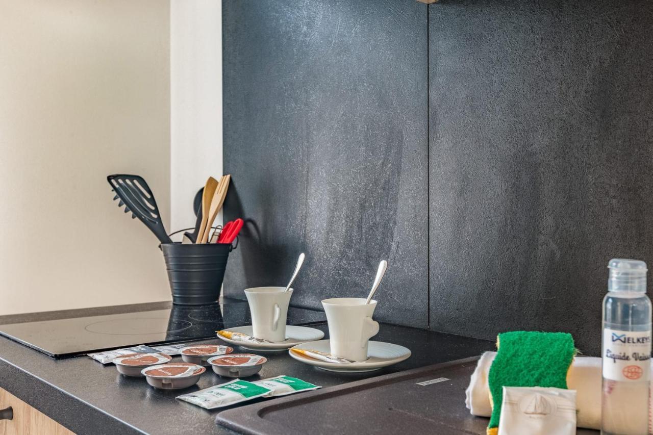 Nice Studio With Veranda Nearby The Beach In La Flotte - Welkeys ภายนอก รูปภาพ