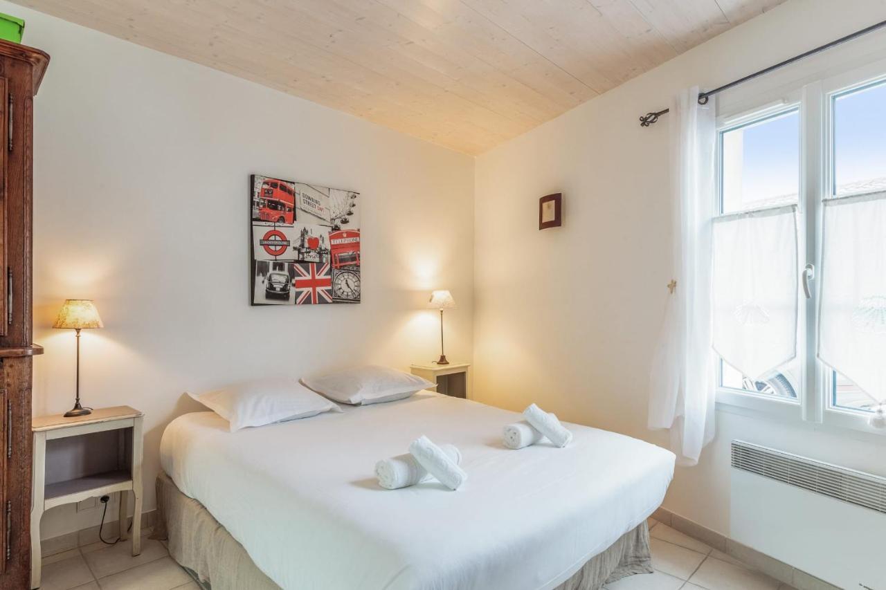 Nice Studio With Veranda Nearby The Beach In La Flotte - Welkeys ภายนอก รูปภาพ